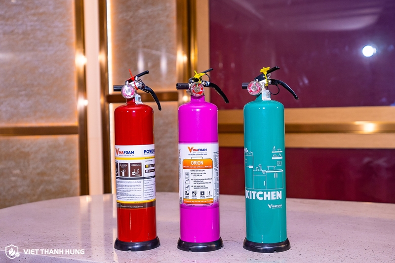 Nên chọn loại bình chữa cháy nào cho xe ô tô