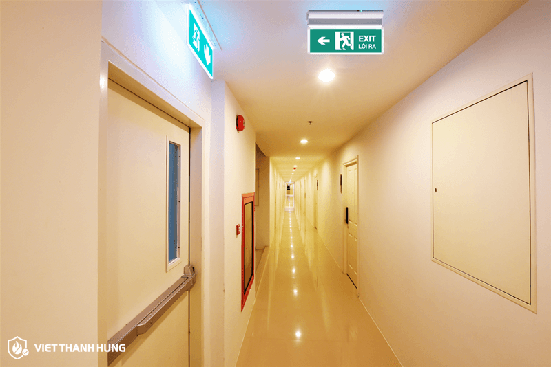 Quy định hệ thống chiếu sáng khẩn cấp và đèn chỉ dẫn