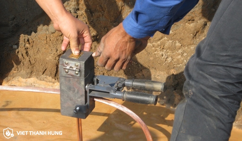 Ứng dụng thực tiễn của thuốc hàn hóa nhiệt trong ngành công nghiệp
