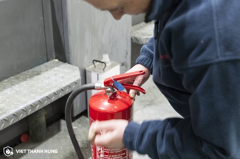 Việt Thành Hưng - Địa chỉ cung cấp bình cứu hỏa ô tô chất lượng